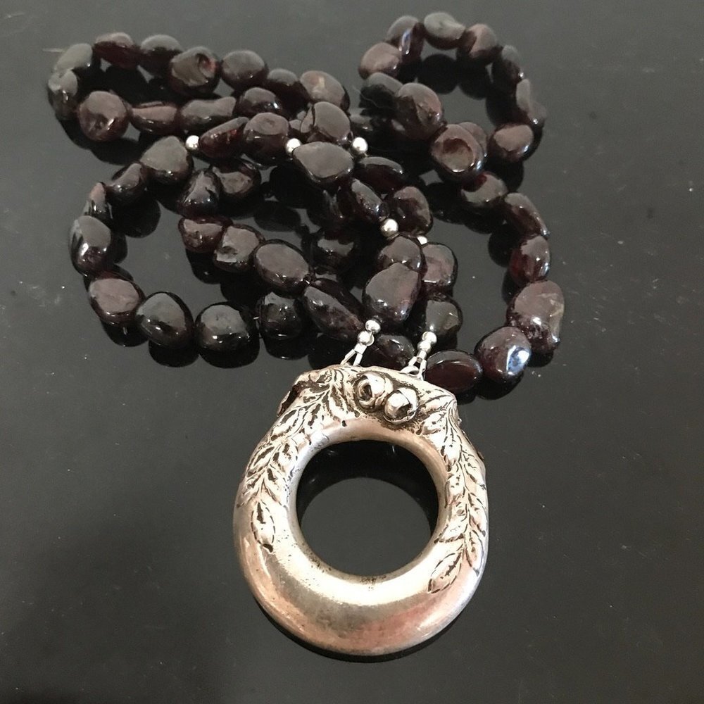 Antique Sterling Silver Tiffany 925 Pendant Necklace Circle Loop Garnet Gemstone - Picture 6 of 6
